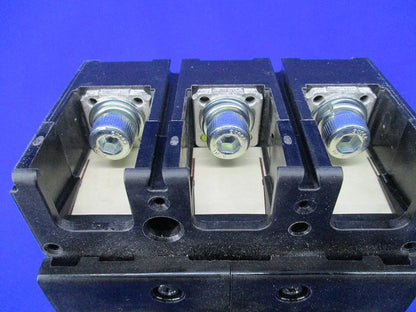 ノーヒューズブレーカ 3P200A NF225-CP
