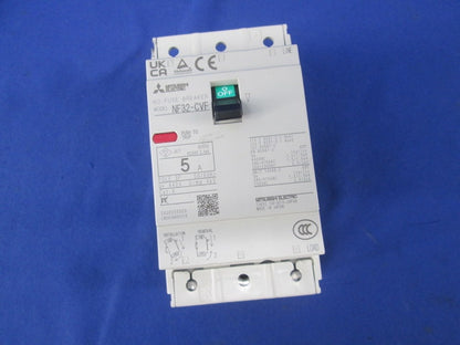 ノーヒューズブレーカー3Ｐ5Ａ(傷・汚れ有) NF32-CVF