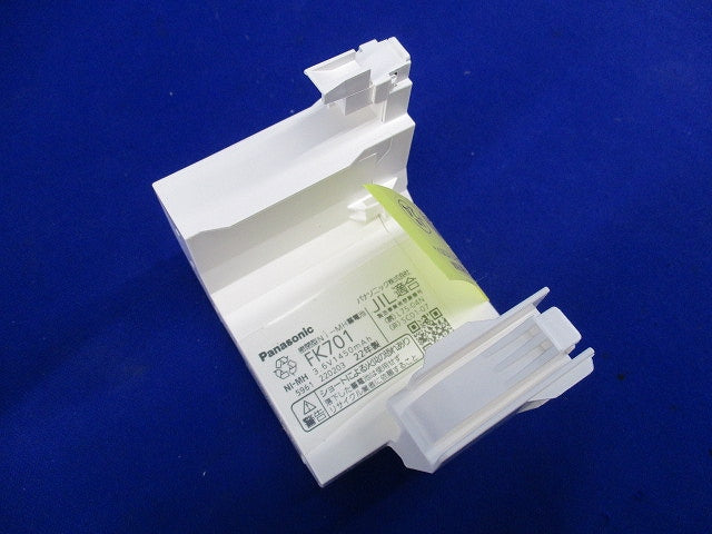 LED非常用照明器具 埋込φ100(撮影のため開梱) DHE-102N/PD(NNTKFB91405J)