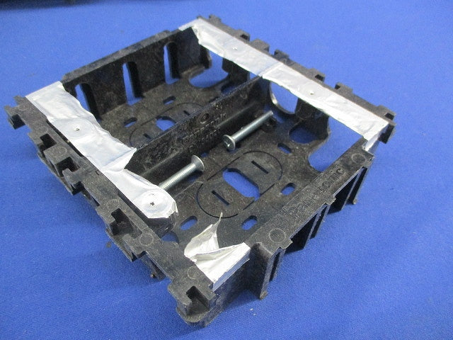 住宅用スイッチボックス浅型2コ用(8個入) DM82202