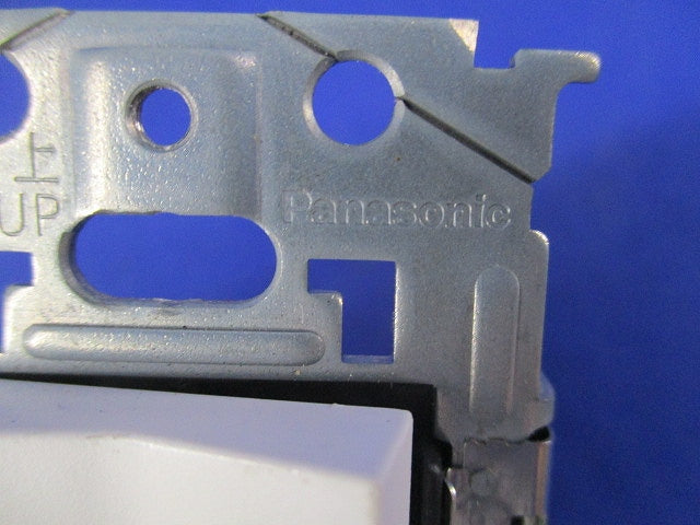 埋込ロングハンドルスイッチセット スイッチC×2 マットホワイト キズ・汚れ有 WNSS52292W