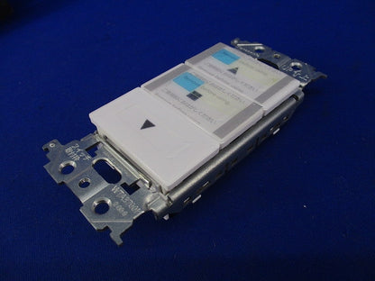 壁スイッチ ホワイト OS02