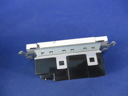 感熱・トラッキングお知らせコンセント 20A250V(ホワイト) WTN35143W