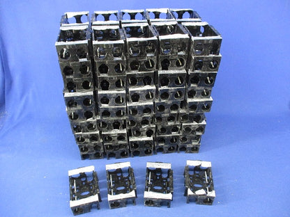 住宅用スイッチボックス(94個入)(キズ・汚れ有) DM80100