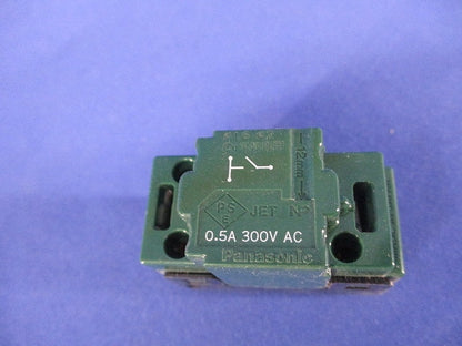 コスモシリーズワイド21 埋込パイロットスイッチB 片切 AC0.5A WT52412