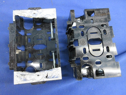 住宅用スイッチボックス(23個入)(キズ・汚れ有) DM82100