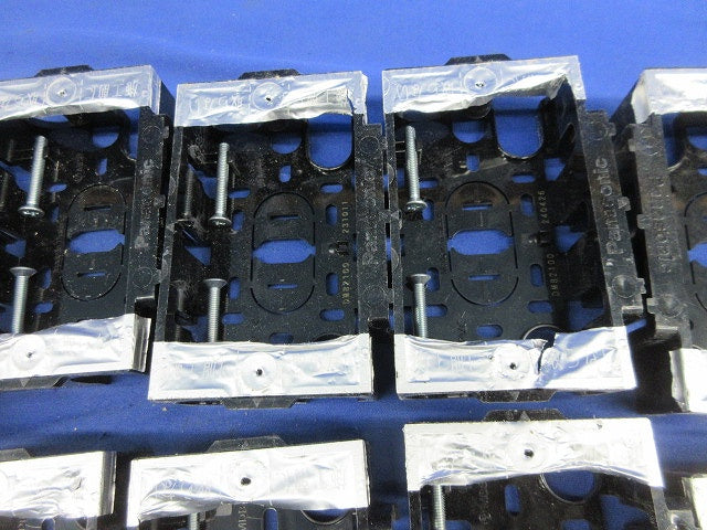 住宅用スイッチボックス(23個入)(キズ・汚れ有) DM82100