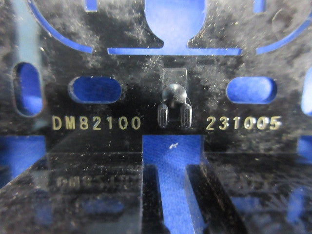 住宅用スイッチボックス(36個入)(キズ・汚れ有) DM82100