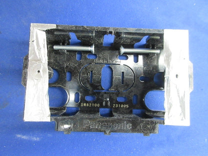 住宅用スイッチボックス(36個入)(キズ・汚れ有) DM82100