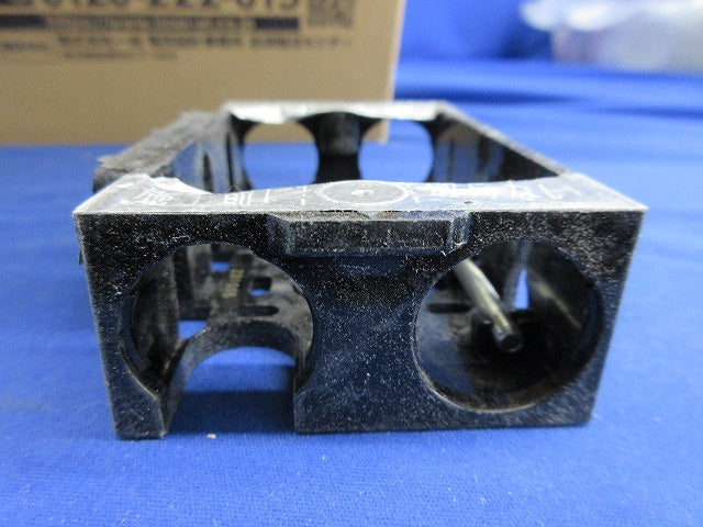 住宅用スイッチボックス(36個入)(キズ・汚れ有) DM82100