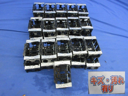 住宅用スイッチボックス(31個入)(キズ・汚れ有) DM80100