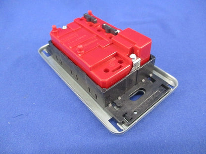 プレトラックコンセント(プレート無) PTC-BA15WE