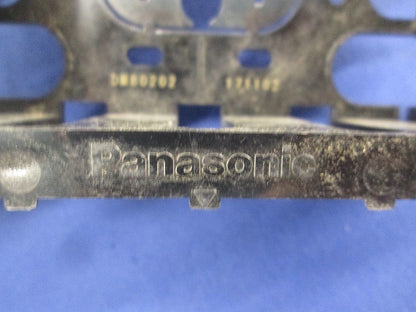 住宅用スイッチボックス2コ用(33個入)キズ・汚れ有 DM80202