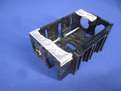 住宅用スイッチボックス(48個入)(キズ・汚れ有) DM80100