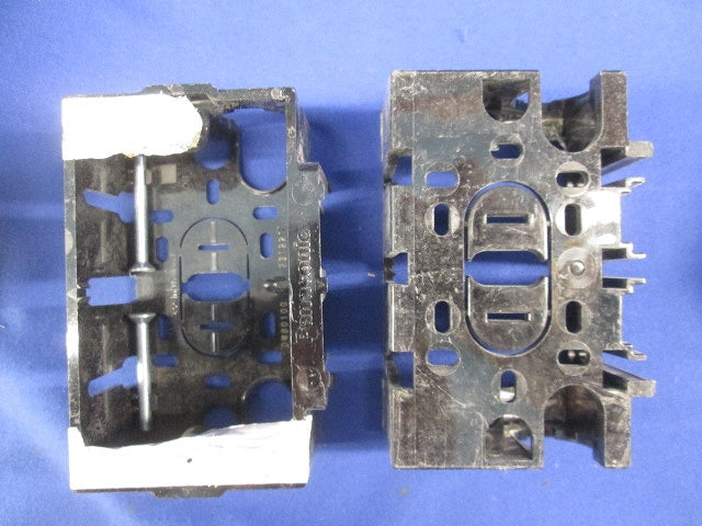 住宅用スイッチボックス(48個入)(キズ・汚れ有) DM80100