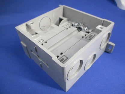 軽量間仕切り用 両面アウトレットボックス(中形四角・深型)」 20個入 RCDO-K4B