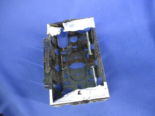 住宅用スイッチボックス(97個入)(キズ・汚れ有) DM80100