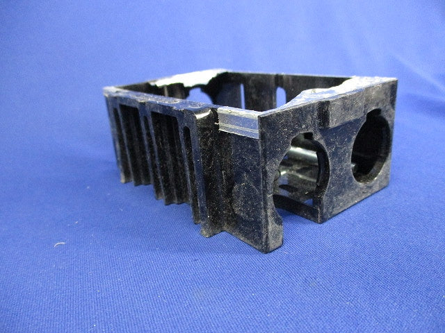 住宅用スイッチボックス(97個入)(キズ・汚れ有) DM80100