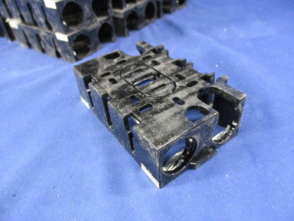 住宅用スイッチボックス(120個入)(キズ・汚れ有) DM82100