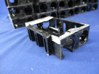 住宅用スイッチボックス(120個入)(キズ・汚れ有) DM82100