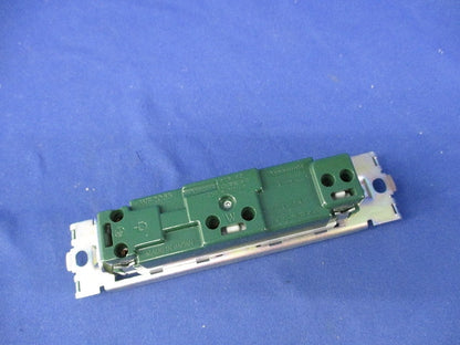 埋込接地ダブルコンセント(横形)(4個入) WF2065