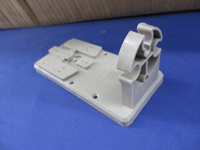 CATV用 保安器取付盤(樹脂製ベース)未使用品 型番不明