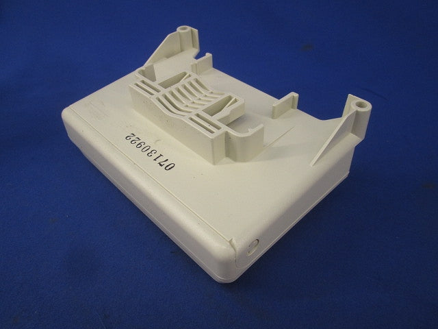 屋外用４分配器(キズ・汚れ有) CDW-4