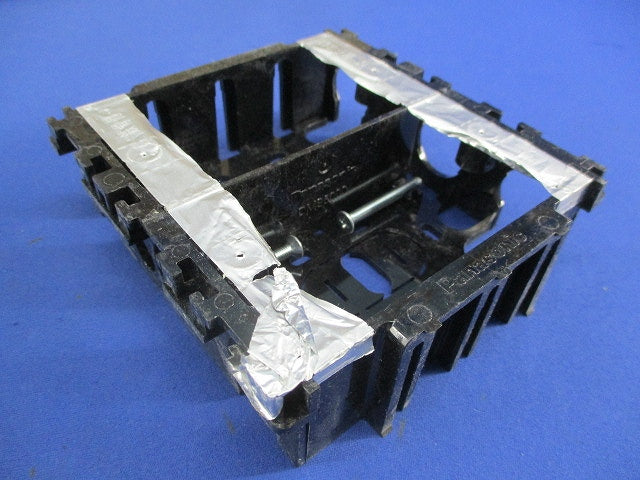 住宅用スイッチボックス2コ用(10個入) DM80202