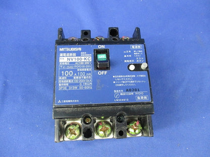 漏電ブレーカー3P3E100A ジャンク品 NV100-KC