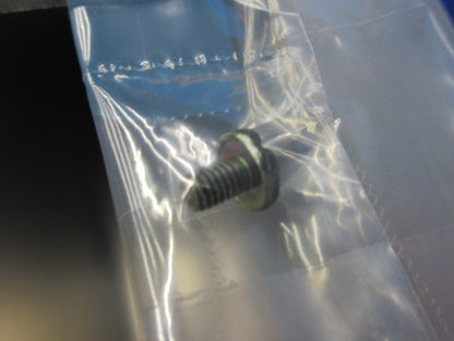 Dポール EV・PHEV充電用 屋外コンセント用(シルバー) DDP200S