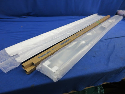 直管LEDランプベースライト 40形 天井直付型 反射笠付型 NNF41230CLE9