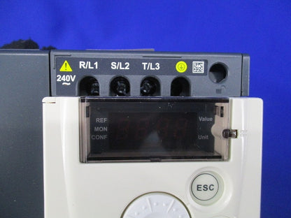 インバーター ATV12HU15M3