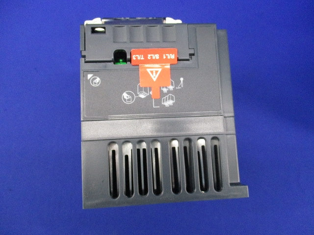 インバーター ATV12HU15M3