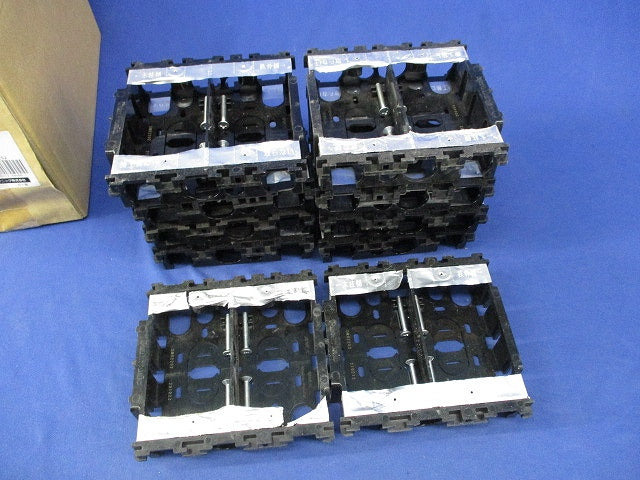 住宅用スイッチボックス浅型2コ用(10個入)(キズ・汚れ有) DM82202