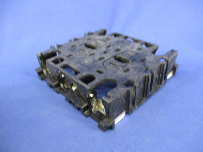 住宅用スイッチボックス浅型2コ用(10個入)(キズ・汚れ有) DM82202