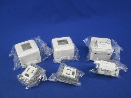 埋込抜止接地シングルコンセント 3組  JEC-BN-9G+CSB-F1N-PW