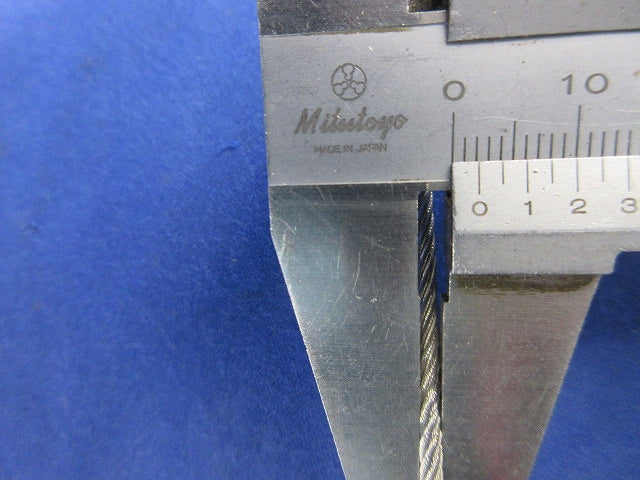 ワイヤーローブ2ｍｍ 重さ2690ｇ 型番不明