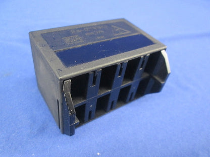 ねじ止め用多連式絶縁キャップ(動力用)キズ・汚れ有 OA-QTM844