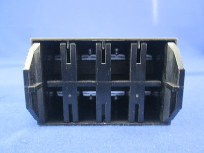 ねじ止め用多連式絶縁キャップ(動力用)キズ・汚れ有 OA-QTM844