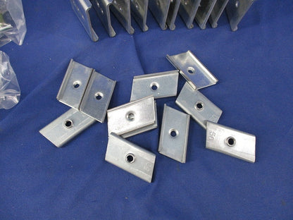 軽量間柱用チャンネル取付金具(10個入) MSC50