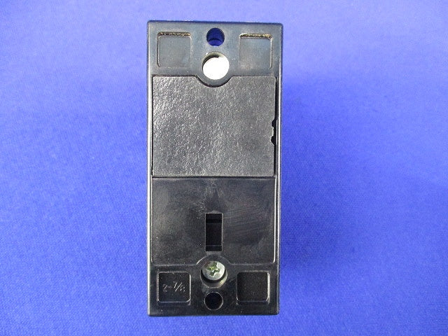 太陽光発電用開閉器10A300V(3個入) TK10