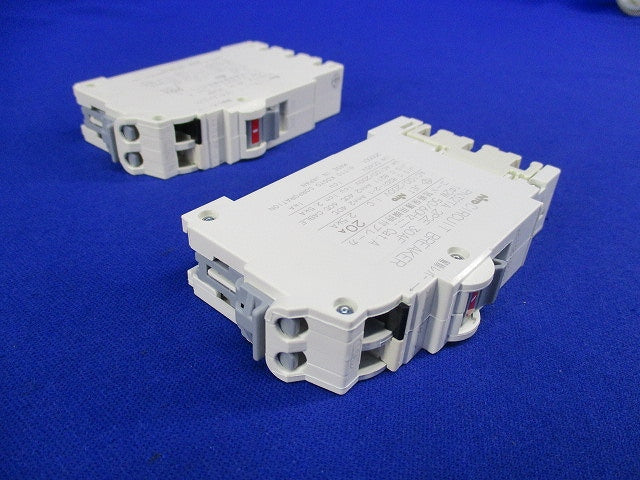 サーキットブレーカ 2P2E 30A 混在3個入 PN32TA