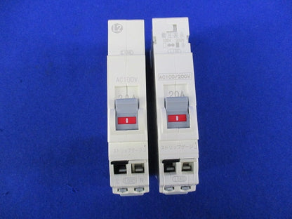 サーキットブレーカ 2P2E 30A 混在3個入 PN32TA