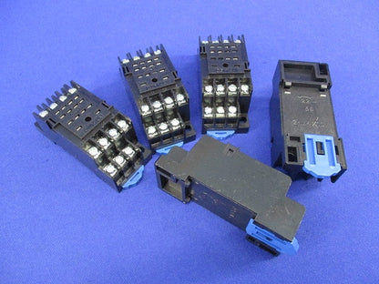 リレーソケット CZY-14A