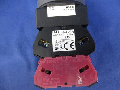 照光押ボタンスイッチφ30突形モメンタリ形(緑) ALN22211DNG