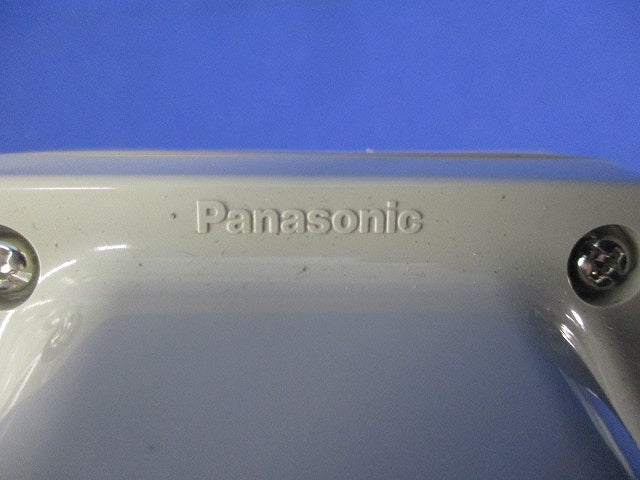 接地2P30A引掛防雨コンセント 傷・汚れ有 WK6330