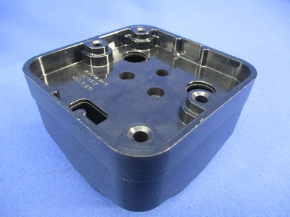 角型コンセント2P30A WK1230