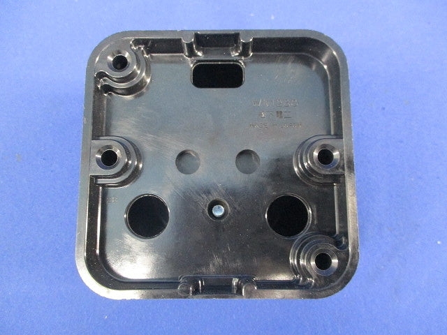 角型コンセント2P30A WK1230