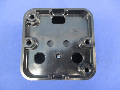 角型コンセント2P30A WK1230