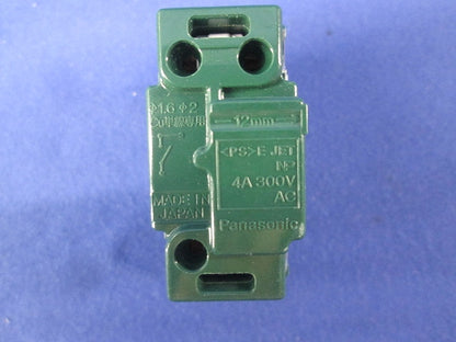 埋込パイロットスイッチB(3個入)(キズ・汚れ有) WN5241